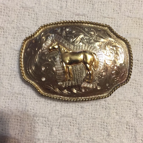 Silver & Gold Tone Horse Belt Buckle - Picture 3 of 8